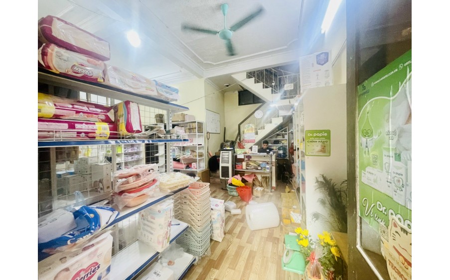 Cho thuê nhà nguyên căn ngõ Thái Hà, phường Trung Liệt, Đống Đa, HN 3 tầng, 47m2, MT 4m giá 12 triệu